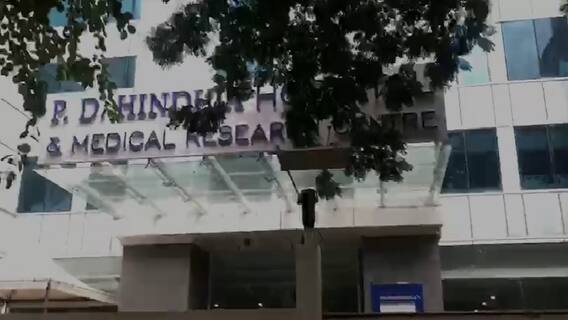 Dilip Kumar Passes Away :  मुंबईतील हिंदुजा रुग्णालय परिसरात पोलीस बंदोबस्त वाढवला