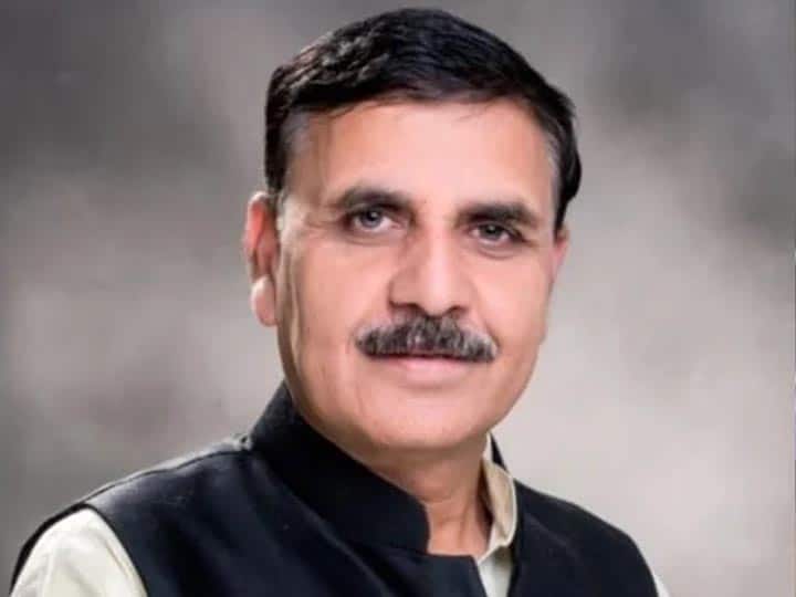 यूपी: अटकलों पर लगा विराम, बीजेपी सांसद विनोद सोनकर मोदी मंत्रिमंडल की रेस से बाहर BJP MP Vinod Sonkar will not be included in modi cabinet ANN यूपी: अटकलों पर लगा विराम, बीजेपी सांसद विनोद सोनकर मोदी मंत्रिमंडल की रेस से बाहर