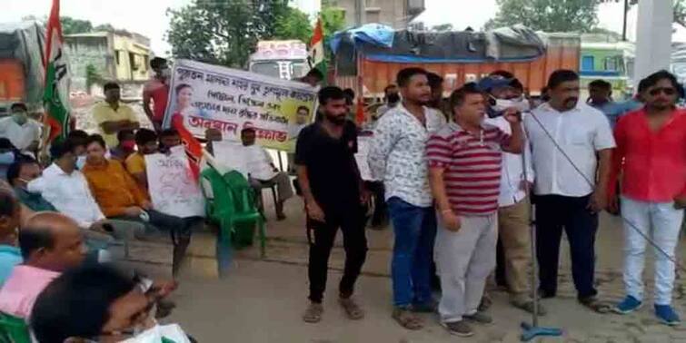 Fuel price hike: Protest at Nandigram, Durgapur and Bangaon Fuel price hike: ১০০ ছাড়াল পেট্রোলের দাম, রাজ্যজুড়ে প্রতিবাদ