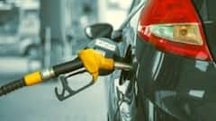 Fuel Price Hike: ১০০ পার করে বে়ড়েই চলেছে পেট্রোল, ৯৩ ছুঁইছুঁই ডিজেল