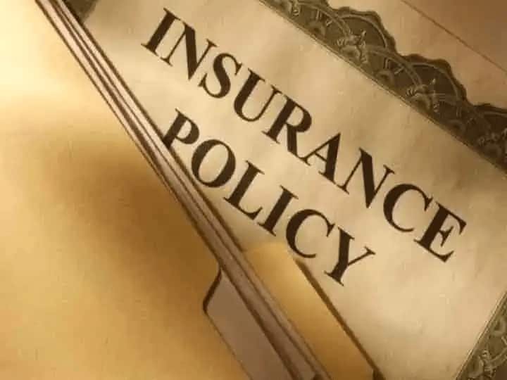 Life Insurance Policy Tips ICICI Max LIC Life Insurance Term Policy Buying 5 Tips Benefits Details Life Insurance Policy: लाइफ इंश्योरेंस पॉलिसी खरीदते वक्त इन 5 टिप्स को करें फॉलो, होगा ये फायदा