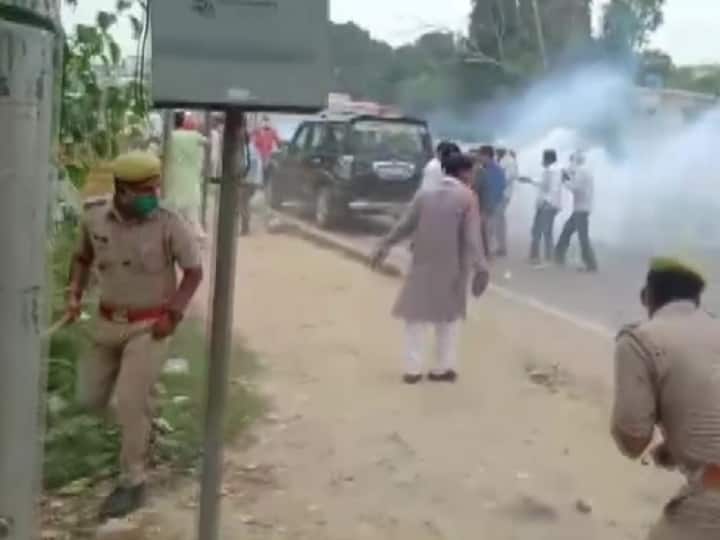 block pramukh nomination Clash in many districts of UP Sitapur Grenades lobbed at vehicles यूपी के कई जिलों में ब्लॉक प्रमुख पद के नामांकन के दौरान बवाल, सीतापुर में गाड़ियों पर फेंके गए ग्रेनेड