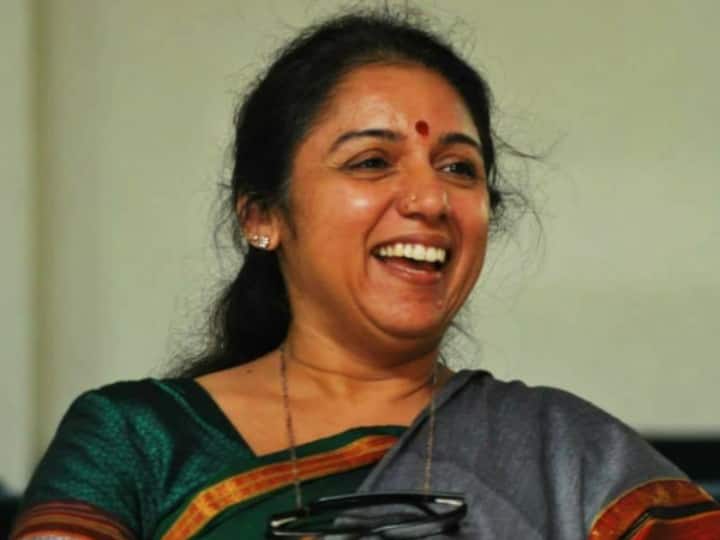 Some mesmerizing songs of actor Revathi to hear in the night பிறந்தநாள் ஸ்பெஷல்.. நடிகை ரேவதியின் ஹிட் பாடல்கள்!