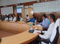 पौड़ी में सुस्त चाल से आगे बढ़ रही है राष्ट्रीय ग्रामीण आजीविका मिशन की कार्य प्रगति, अधिकारी ने जताई नाराजगी