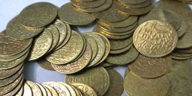 Alleged embezzlement of Rs 12 lakh in exchange for fake gold coins at Ranaghat Nadia, Trinamool leader and ward coordinator in the trap of cheating নকল স্বর্ণমুদ্রার বিনিময়ে ১২ লক্ষ টাকা হাতানোর অভিযোগ, প্রতারণার ফাঁদে তৃণমূল নেতা