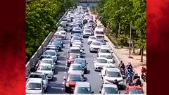 Unlock के बाद Noida की सड़कों में दिखी भीषण भीड़, 3 किमी लंबा लगा जाम