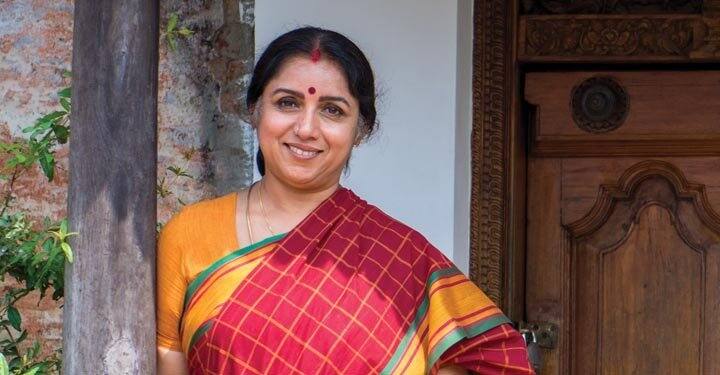 நடிப்பது மட்டுமின்றி, ஒரு சில படங்களையும் அவர் இயக்கியுள்ளார்