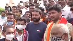 જેતપુરઃ મંત્રી જયેશ રાદડીયા અને યુવા ભાજપ પ્રમુખ પ્રશાંત કોરાટની હાજરીમાં સોશિયલ ડિસ્ટન્સિંગના ધજાગરા