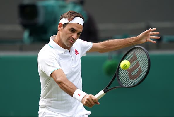 Federer Loses 3rd Set 0-6 At Wimbledon; Netizens Exclaim 'End Of The World' Federer Loses 3rd Set 0-6 At Wimbledon; Netizens Exclaim 'End Of The World'