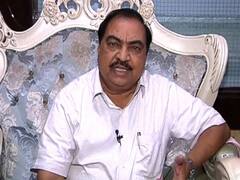 मनी लॉन्ड्रिंग मामला: ईडी के सामने पेश हुए एनसीपी नेता एकनाथ खडसे, कहा- यह जांच राजनीति से प्रेरित