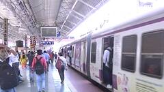Mumbai Local : लोकल सुरू करण्यासंदर्भात मुख्यमंत्री सकारात्मक; विरोधी पक्षनेते प्रवीण दरेकर यांची माहिती