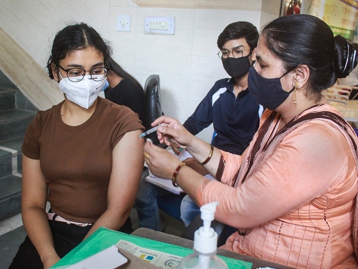 Six Months Of Corona Vaccination Completed In India, Know Which State Has  The Highest Number Of Vaccinations | Covid Vaccination Campaign Completes 6  Months, Which States Records Highest Vaccination Turnover