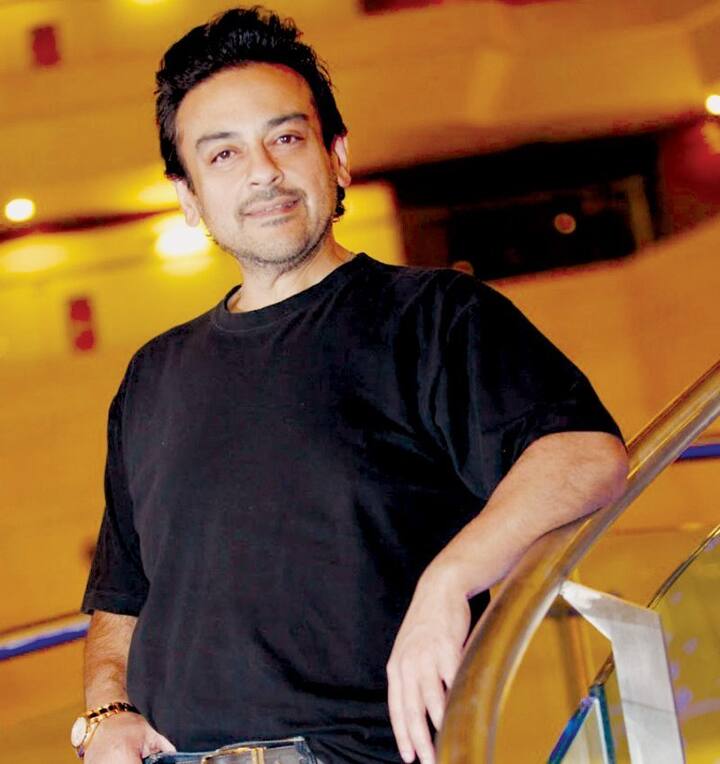 अदनान सामी जाने-माने पाकिस्तानी सिंगर अदनान सामी दिलीप कुमार के रिश्ते में भतीजे लगते हैं अदनान के पिता दिलीप कुमार के चचेरे भाई हैं.
