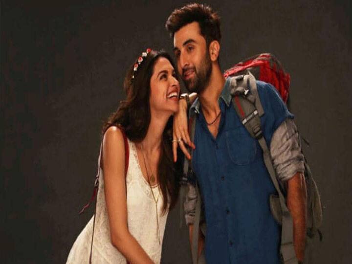 अपने कड़वे अतीत के बाद भी दीपिका पादुकोण और रणबीर कपूर ने एक-दूसरे के साथ दोस्ती का संबंध बनाया हुआ है. फैन्स भी इस जोड़ी को दोबारा देखना पसंद करेगी. मीडिया रिपोर्ट की मानें तो ये जोड़ी एक फिल्म के लिए एक साथ आने को पूरी तरह तैयार है और ये फिल्म अनुराग बसु द्वारा निर्देशित की जाएगी.