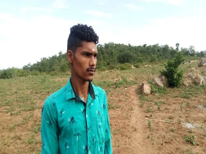 Tribal student Chandran waiting for the help of the Tamilnadu chief minister Mk Stalin working as cattle rearer தரவரிசையில் முதலிடம்; மருத்துவர் கனவுகளுடன் முதல்வரின் நடவடிக்கைக்காக காத்திருக்கும் பழங்குடி மாணவர்..!