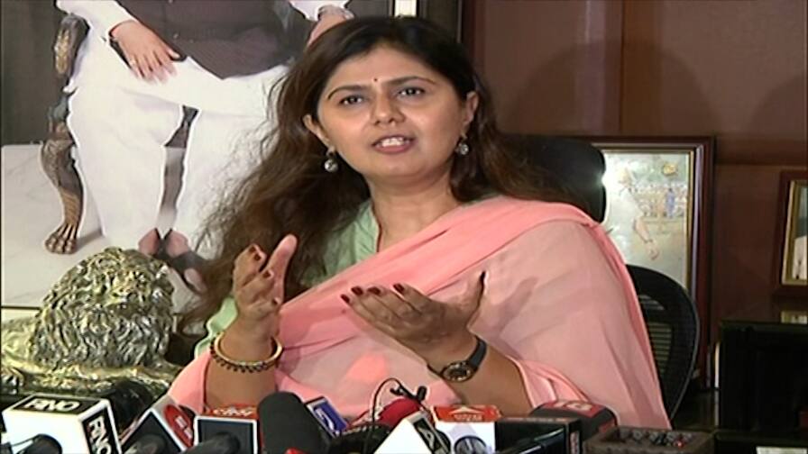Union Cabinet expansion Pankaja Munde on Pritam Munde not getting a Ministerial berth maharashtra नाराजगी की खबरों पर पंकजा मुंडे ने तोड़ी चुप्पी, मोदी कैबिनेट में प्रीतम मुंडे को शामिल नहीं करने को लेकर कही ये बात