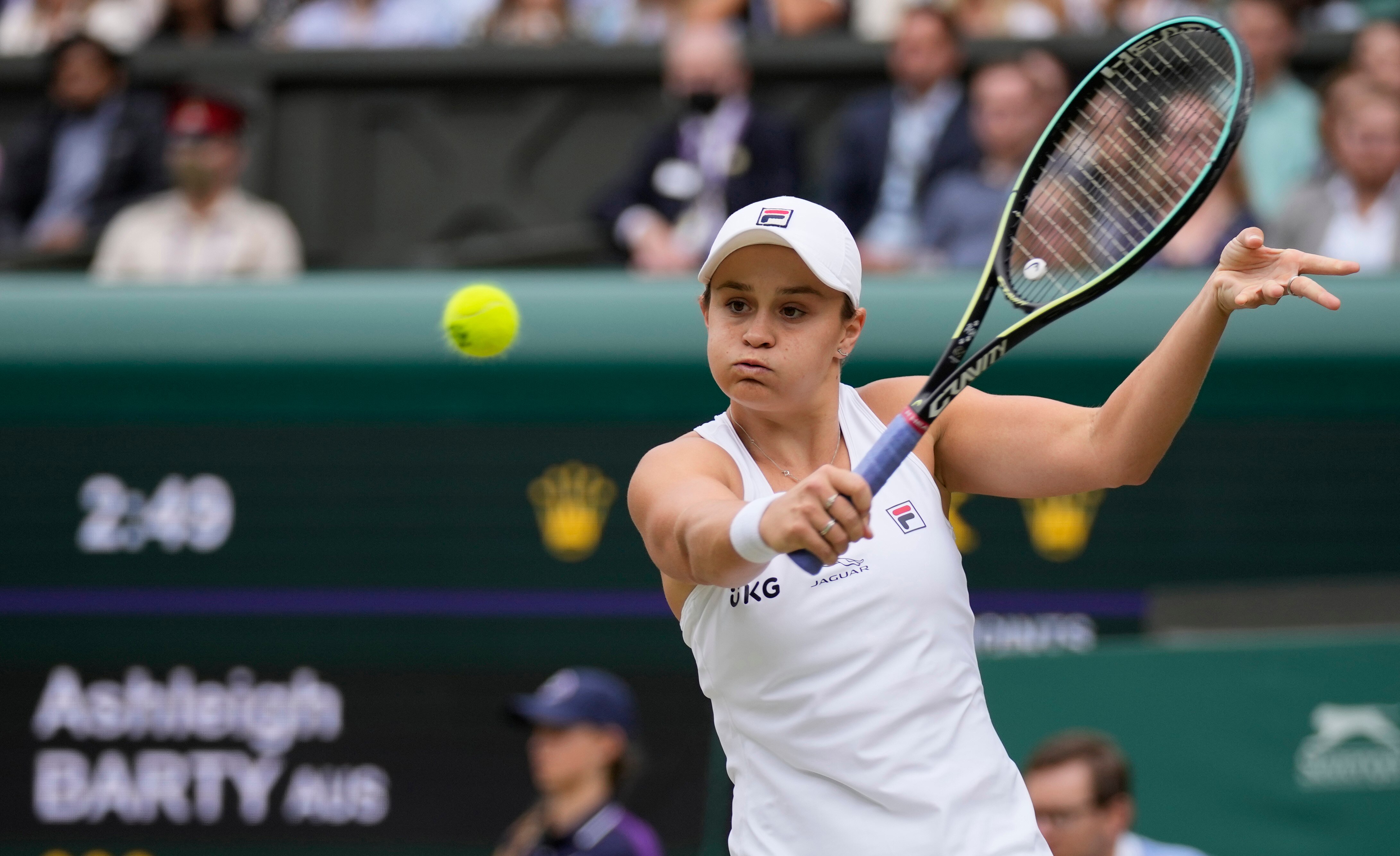 Wimbledon 2021 Tennis - Ashleigh Barty beats Karolina Pliskova in three  sets to claim maiden Wimbledon crown - Eurosport