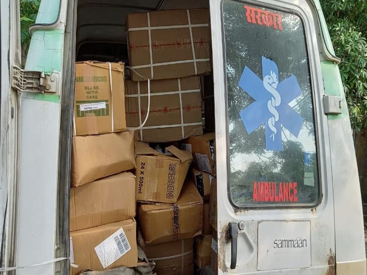 Bihar Health System: मालवाहक वाहन बना एंबुलेंस, मरीजों के बजाय ढोया जा रहा है सामान