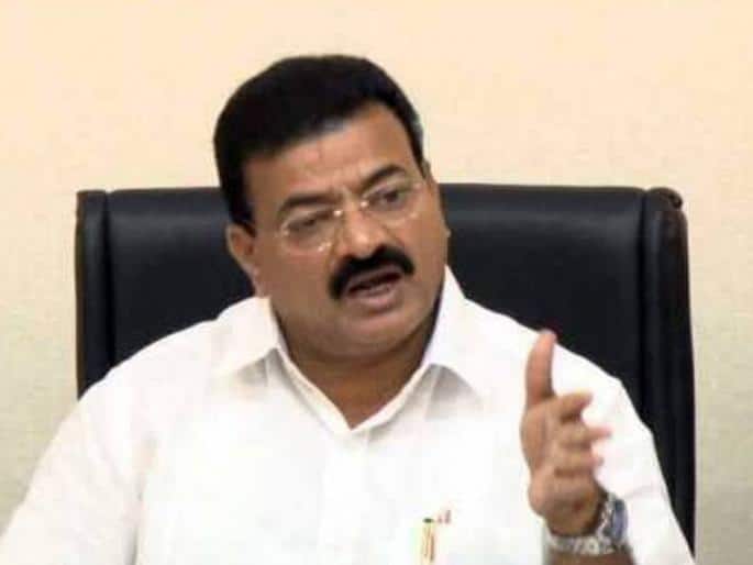 Bhaskar Jadhav : गुजरातपेक्षा महाराष्ट्राला मोठे प्रकल्प देण्याएवढं मोदी-शाहांचं मोठं मन नाही; भास्कर जाधवांची जहरी टीका bhaskar jadhav criticize narendra modi and amit shah for industrial projects Bhaskar Jadhav : गुजरातपेक्षा महाराष्ट्राला मोठे प्रकल्प देण्याएवढं मोदी-शाहांचं मोठं मन नाही; भास्कर जाधवांची जहरी टीका