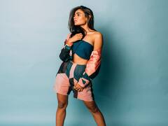 Actress Shalini pics : பொய் நான் மெய்யடி நீ கண் நான் இமையடி நீ.. ஷாலினி பாண்டே போட்டோ ஆல்பம்