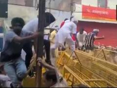 हरियाणा: बीजेपी नेताओं की बैठक के खिलाफ किसानों का विरोध, पुलिस से झड़प, बैरिकेडिंग तोड़े