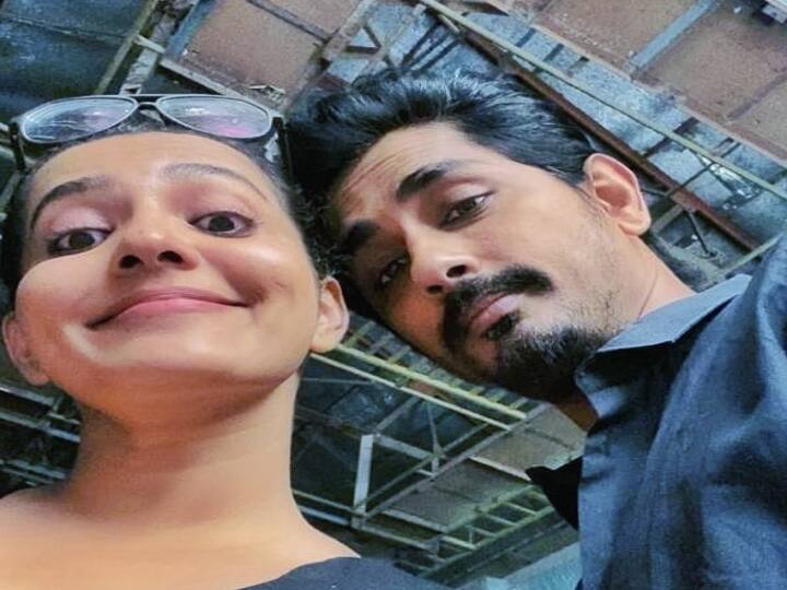 'இன்மை' என்னும் நவரசா ஆந்தாலஜி திரைப்படத்தில் பார்வதியுடன் இணைந்து நடித்துள்ளார்