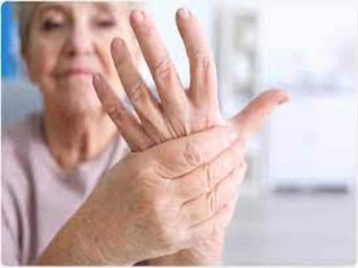 Exercises For Arthritis In Knees Arthritis Exercises For Seniors Hands And Hips Best Exercise For Arthritis Arthritis Exercises: अर्थराइटिस के मरीजों के लिए 4 बेस्ट और सिंपल एक्सरसाइज, जानिए करने का तरीका