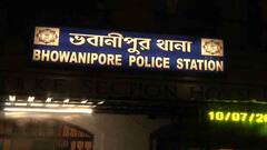 Kolkata: শ্যামাপ্রসাদ কলেজে তৃণমূল ছাত্র পরিষদের গোষ্ঠীসংঘর্ষ, ইটবৃষ্টি, জখম ভবানীপুর থানার অ্যাডিশনাল ওসি