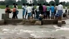 Mumbai में बीती रात जोरदार बारिश, अंधेरी सब-वे में भरा पानी