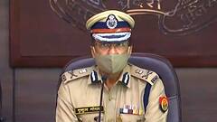 Uttar Pradesh: पुलिस मुख्यालय पर डीजीपी ने फहराया तिरंगा, कहा- बीता एक साल रहा चुनौती पूर्ण