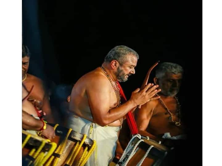 ஜெயராமிற்கு  செண்ட மேளம்  வசிப்பது மிகவும் பிடித்தமான ஒன்று கோவில் விழாக்களில் இதை வாசிப்பதை அவர் தவற விட்டதே இல்லை