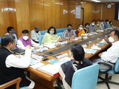 शिक्षा मंत्री धर्मेंद्र प्रधान ने की शिक्षा और कौशल से जुड़ी योजनाओं की समीक्षा, अधिकारियों को दिए ये निर्देश