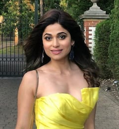 Asha Parekh से Tabu तक, इन 6 हसीनाओं का रहा शादीशुदा एक्टर्स के साथ रिश्ता, मगर नहीं की आज तक शादी