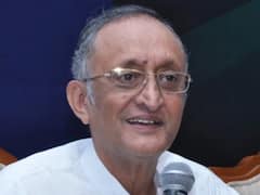 Bengal Finance Minister Amit Mitra Likely to Step Down From Post, Retire From Active Politics Due To Ill Health