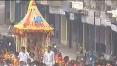 Ahmedabad:ભગવાનના રથે મોસાળમાં કર્યું માત્ર દસ મીનીટનું જ રોકાણ, થોડીકવારમાં પહોંચશે ચોખા બજાર, જુઓ વીડિયો