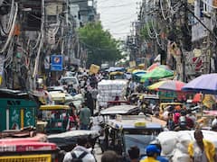 IMA ने सरकार और लोगों को चेताया, कहा- तीसरी लहर का कारण बन सकती हैं ये घटनाएं