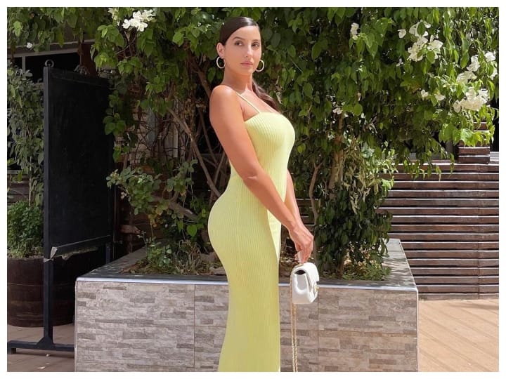 Nora Fatehi made fans crazy by wearing a gown every time you will also appreciate seeing the style हर बार गाउन पहन कर Nora Fatehi ने बनाया फैंस को दीवाना, स्टाइल देख कर आप भी करेंगे तारीफ