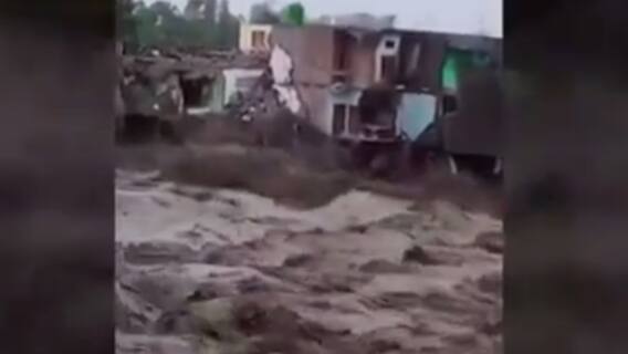 Himachal Pradesh के कई इलाकों में बादल फटने से तबाही | Seedhe Field Se