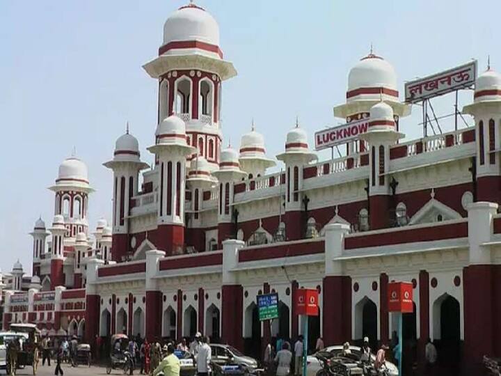 abp ganga reality check revealed true condition of Charbagh railway station in Lucknow uttar pradesh ann  abp ganga के रियलिटी चेक में सामने आई बड़ी बात, जानें- लखनऊ के चारबाग रेलवे स्टेशन का हाल