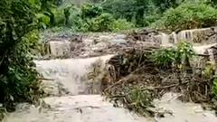 Chakrata Rainfall: भारी बारिश से तबाही का मंजर, सड़क का 50 मीटर हिस्सा क्षतिग्रस्त