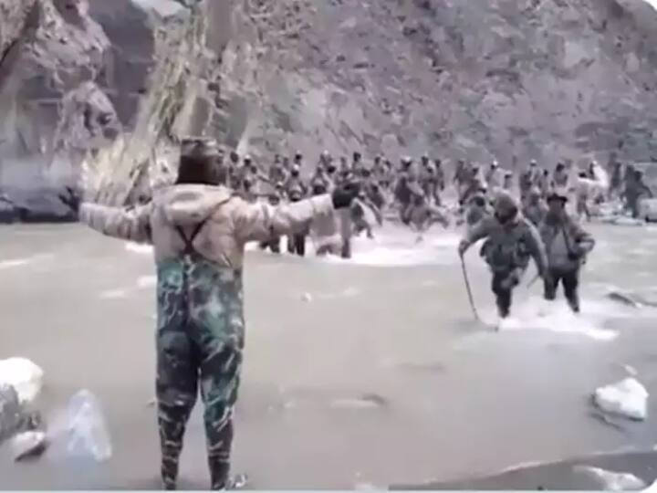 Video: सैनिकों की शहादत को सलाम करते हुए भारतीय सेना ने गलवान की बरसी पर शेयर किया था राष्ट्र प्रेम से लबरेज वीडियो, 25 दिन बाद भी वायरल