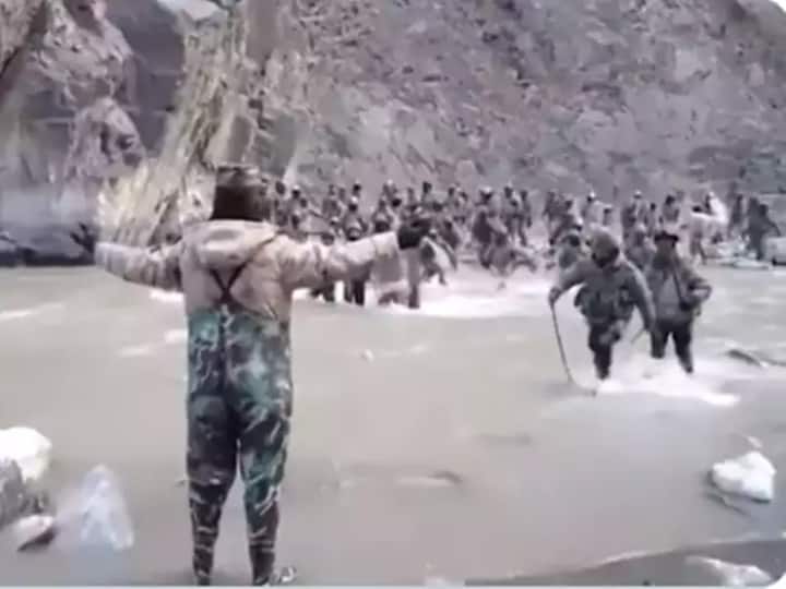 China PLA loss soldiers during Galwan clash with India new research nine-times more than its official count Galwan घाटी में भारतीय सैनिकों से झड़प के दौरान तेज धार में बह गए थे चीन के 38 जवान, रिपोर्ट में खुलासा