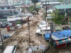 ਹਿਮਾਚਲ 'ਚ ਮੀਂਹ ਨੇ ਕਰਵਾਈ ਤੌਬਾ! ਦੇਖੋ ਟੂਰਿਸਟ ਸਪਾਟ 'ਤੇ ਫਟੇ ਬੱਦਲ ਦੀਆਂ ਤਸਵੀਰਾਂ