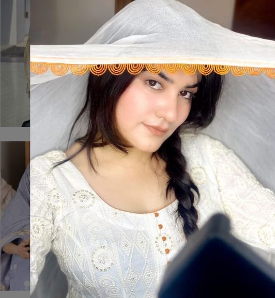 ਲੈਜਾ-ਲੈਜਾ ਗੀਤ ਨਾਲ ਕੌਰ ਬੀ ਦੀ ਵਾਪਸੀ ਲੈਜਾ-ਲੈਜਾ ਗੀਤ ਨਾਲ ਕੌਰ ਬੀ ਦੀ ਵਾਪਸੀ