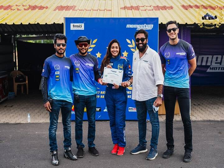 Nivetha Pethuraj | லேடி ‛தல’ ஆனார் நிவேதா பெத்துராஜ்! Nivetha Pethuraj wears race suit, takes car out for a spin on track Nivetha Pethuraj | லேடி ‛தல’ ஆனார் நிவேதா பெத்துராஜ்!