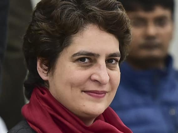 यूपी विधानसभा चुनाव की रणनीति बनाने में जुटीं प्रियंका गांधी, पार्टी नेताओं ने साथ आज करेंगी वर्चुअल बैठक- सूत्र यूपी विधानसभा चुनाव की रणनीति बनाने में जुटीं प्रियंका गांधी, पार्टी नेताओं ने साथ आज करेंगी वर्चुअल बैठक- सूत्र