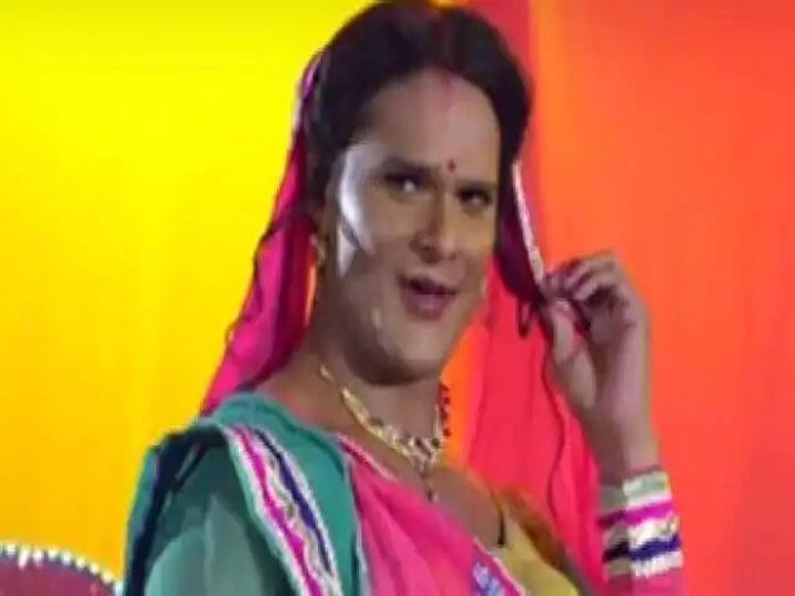 Khesari lal yadav saree dance video viral on social media क्या आपने देखा है Khesari Lal Yadav का साड़ी वाला डांस, करोड़ों में है व्यूज़