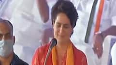 UP Assembly Election 2022: चुनाव की तैयारी में जुटी कांग्रेस, Priyanka Gandhi करेंगी वर्चुअल बैठक