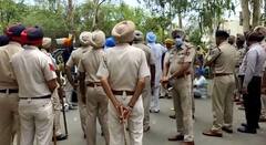 ਕਿਸਾਨ ਅੰਦੋਲਨ 'ਚ ਸ਼ਹੀਦ ਦੇ ਪਰਿਵਾਰ ਨੂੰ ਮੁਆਵਜ਼ੇ ਦਾ ਚੈੱਕ ਮਿਲਣ ਮਗਰੋਂ ਚੁੱਕਿਆ ਧਰਨਾ