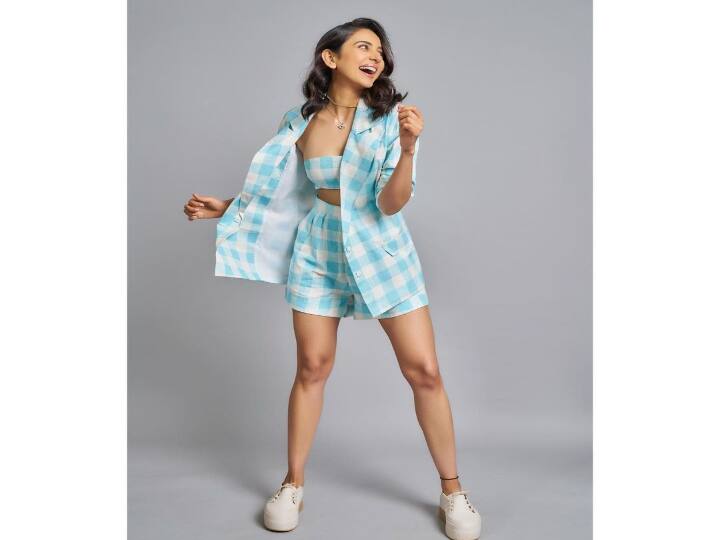 அவரது தந்தை ராஜேந்தர் சிங் மற்றும் தாய் குல்விந்தர் சிங் இருவரின் முதல் எழுத்தை ரகுல் ப்ரீத் சிங் தனது பெயராக  வைத்து இருக்கிறார்